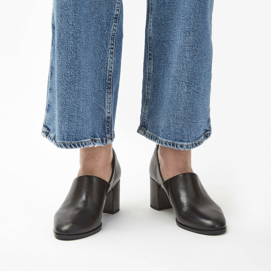Freva 55 Lily Black Leather | Clarks online