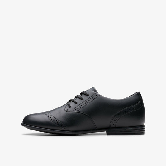 Finja Brogue Older Black Leather | Clarks discount