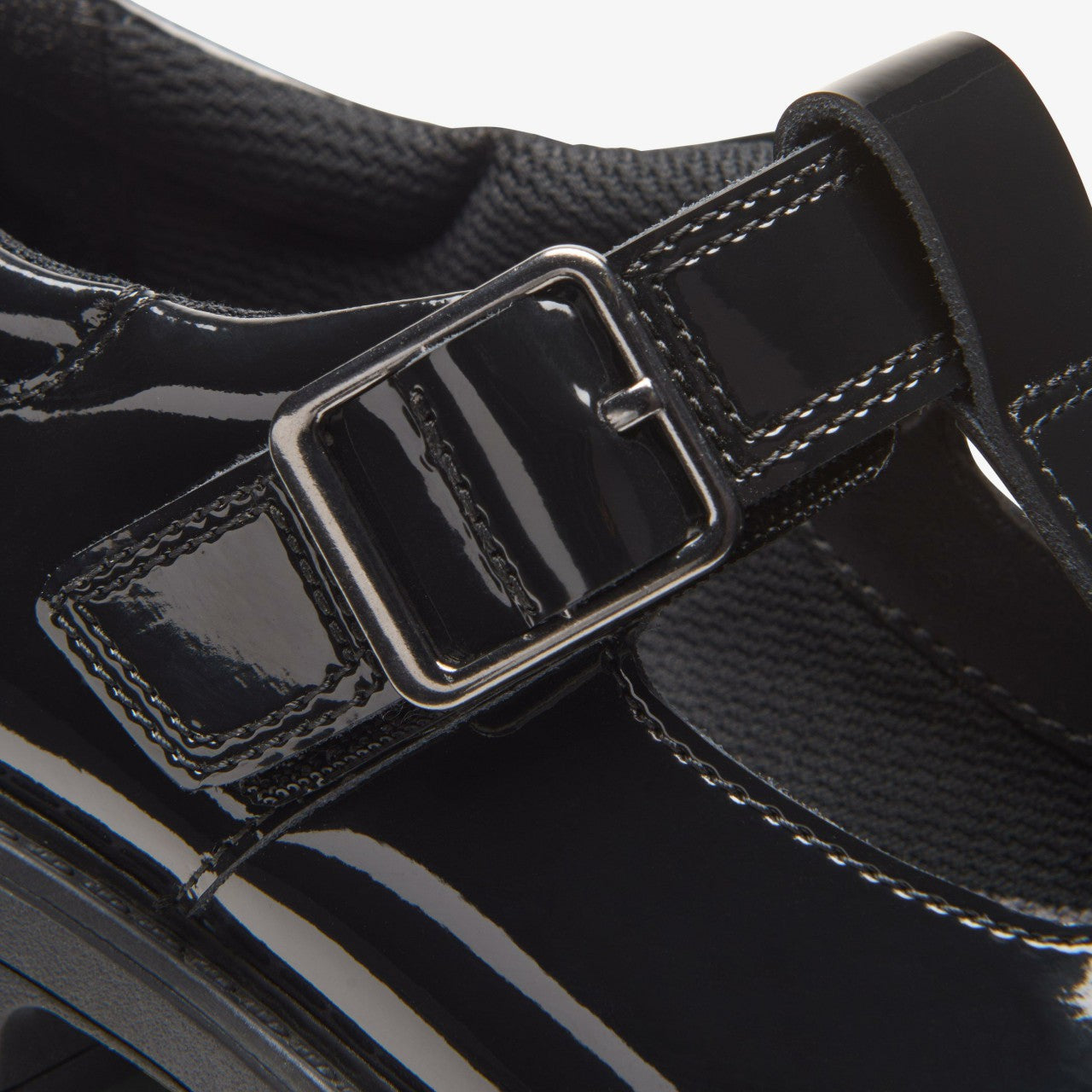 Loxham Bar Youth Black Patent | Clarks discount