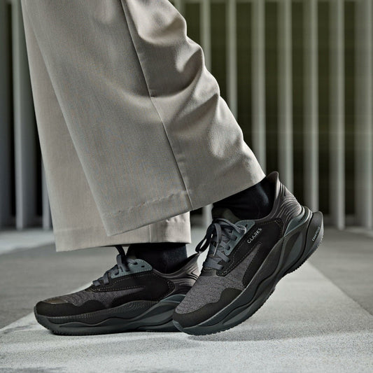 Clarks Pace Black | Clarks on Sale