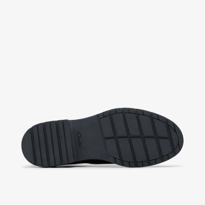 Loxham Brogue Youth Black Patent | Clarks online