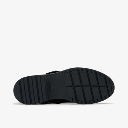 Loxham Walk Youth Black Leather | Clarks on Sale