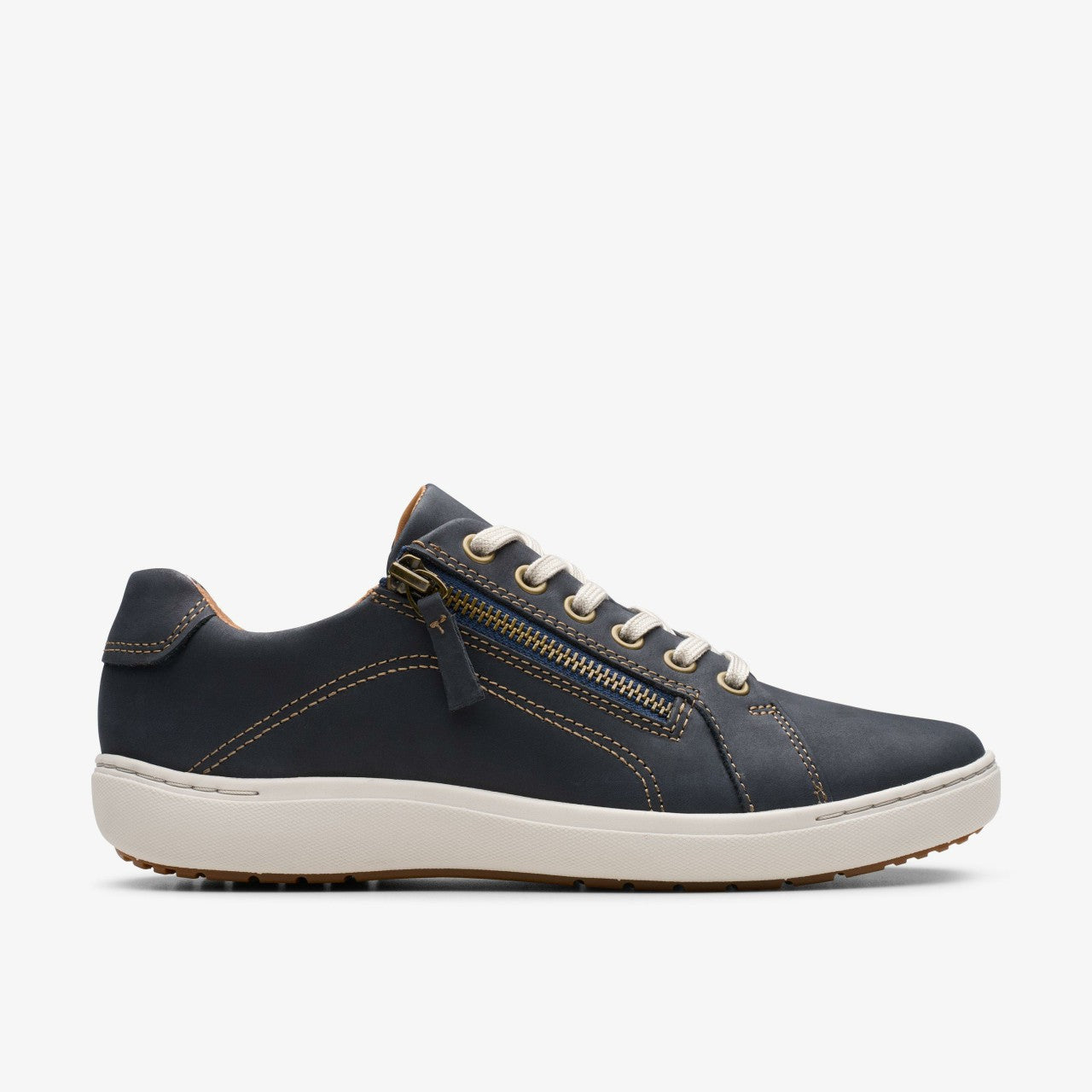 Nalle Lace Navy Nubuck | Clarks online
