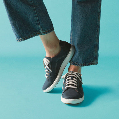 Nalle Lace Navy Nubuck | Clarks online