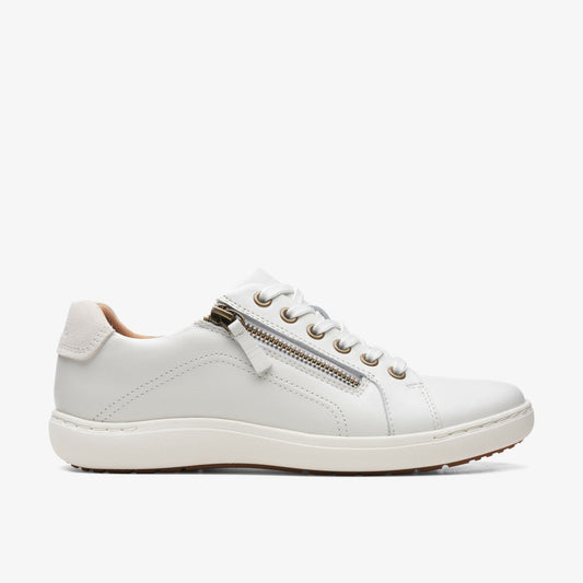Nalle Lace White Leather | Clarks for sale
