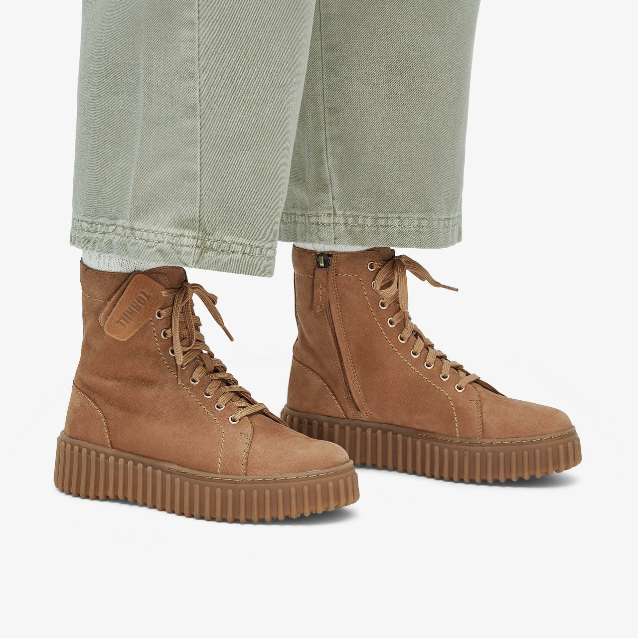 Torhill Rise Light Tan Nubuck | Clarks Sale