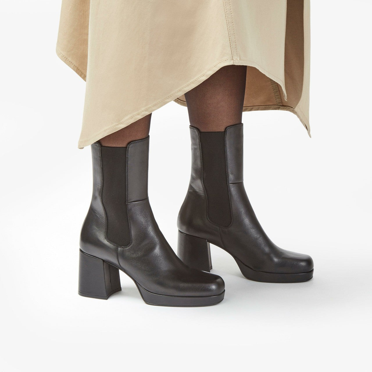 Pique Up Black Leather | Clarks outlet