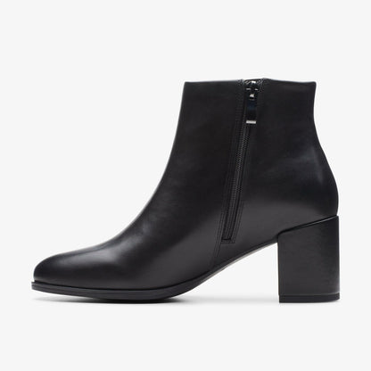 Freva 55 Zip Ankle Boot Black Leather | Clarks on Sale
