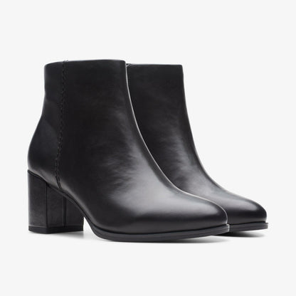 Freva 55 Zip Ankle Boot Black Leather | Clarks on Sale