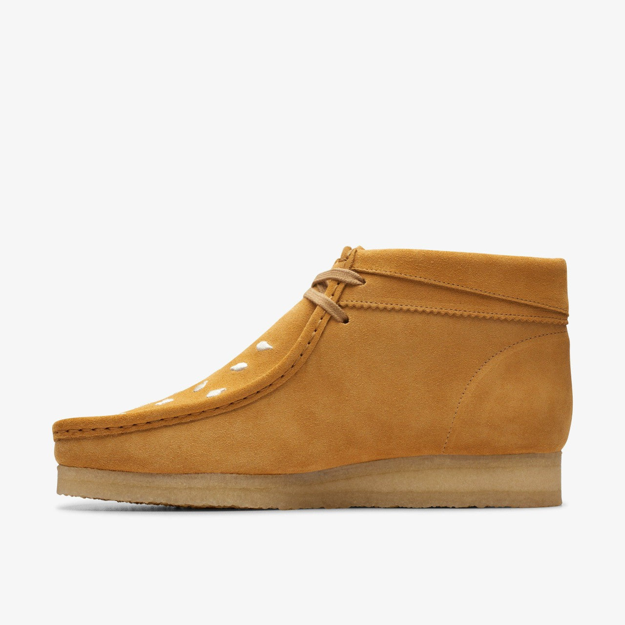 Wallabee Boot Tan Embroidery | Clarks online