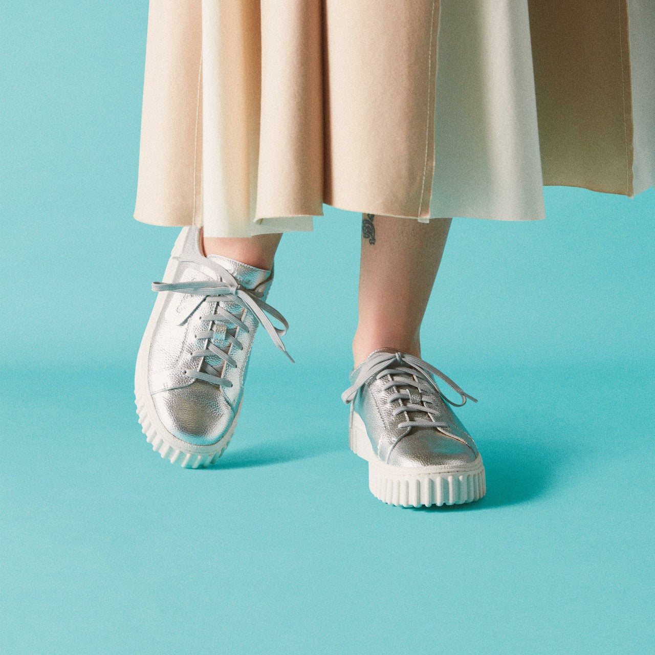Mayhill Walk Silver Metallic | Clarks outlet