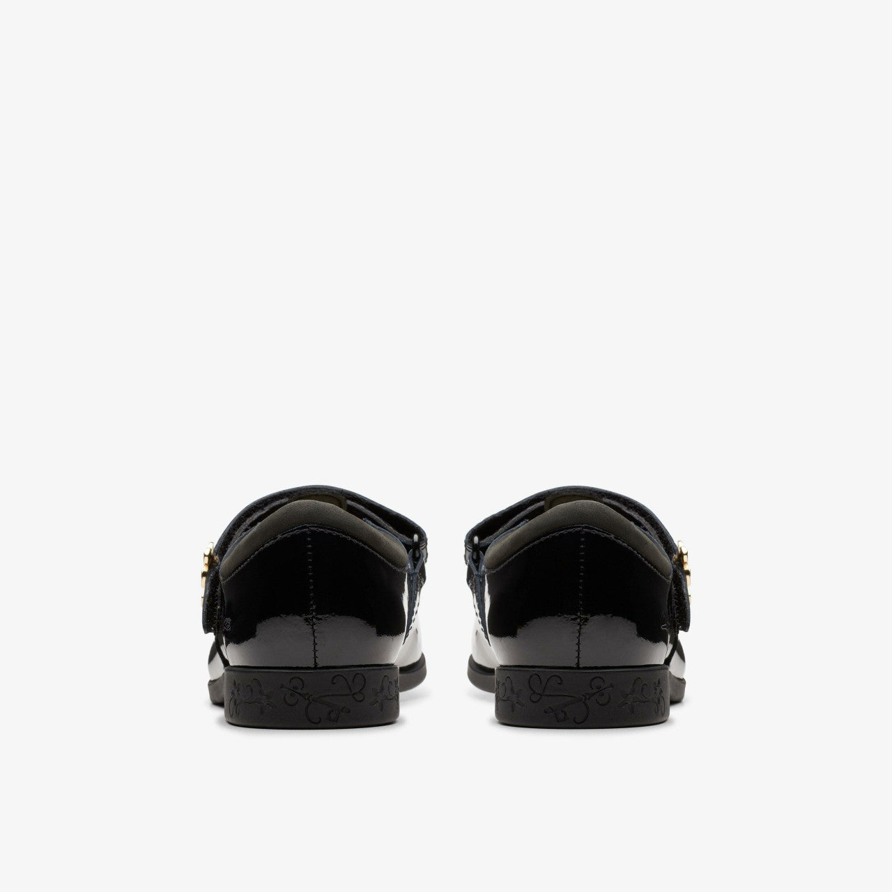 Lock Shine Kid Black Patent | Clarks online