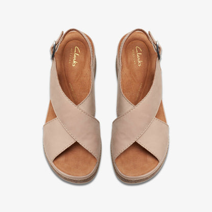 Kassanda Step Sand Nubuck | Clarks online
