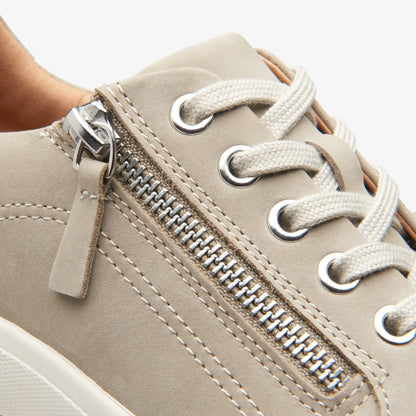 Nalle Lace Stone Nubuck | Clarks on Sale