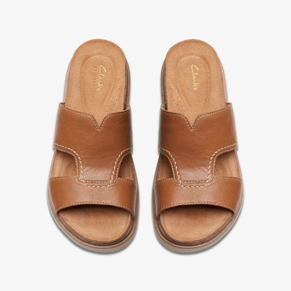 Arwell Walk Tan Leather | Clarks for sale