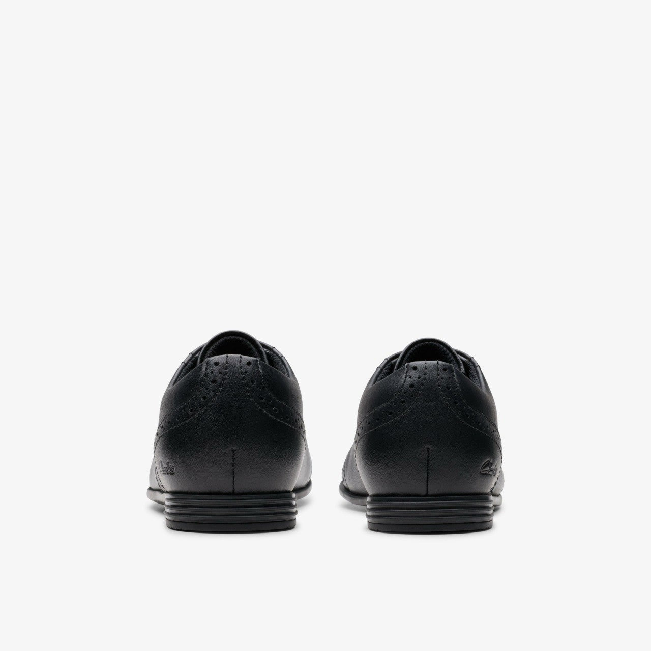 Finja Brogue Older Black Leather | Clarks discount