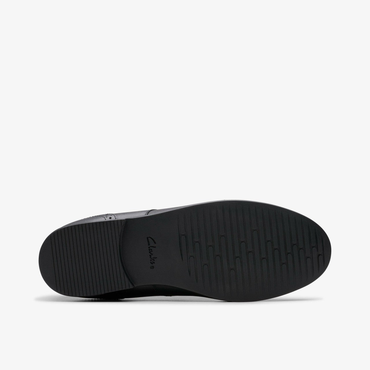 Finja Brogue Youth Black Leather | Clarks Sale