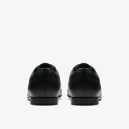 Finja Brogue Youth Black Leather | Clarks Sale