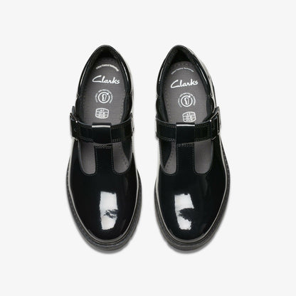 Loxham Bar Youth Black Patent | Clarks discount