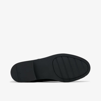Aubrie Dress Youth Black Patent | Clarks online