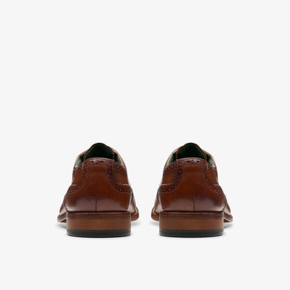 Craft James Tip Brogue Mid Tan Leather | Clarks online