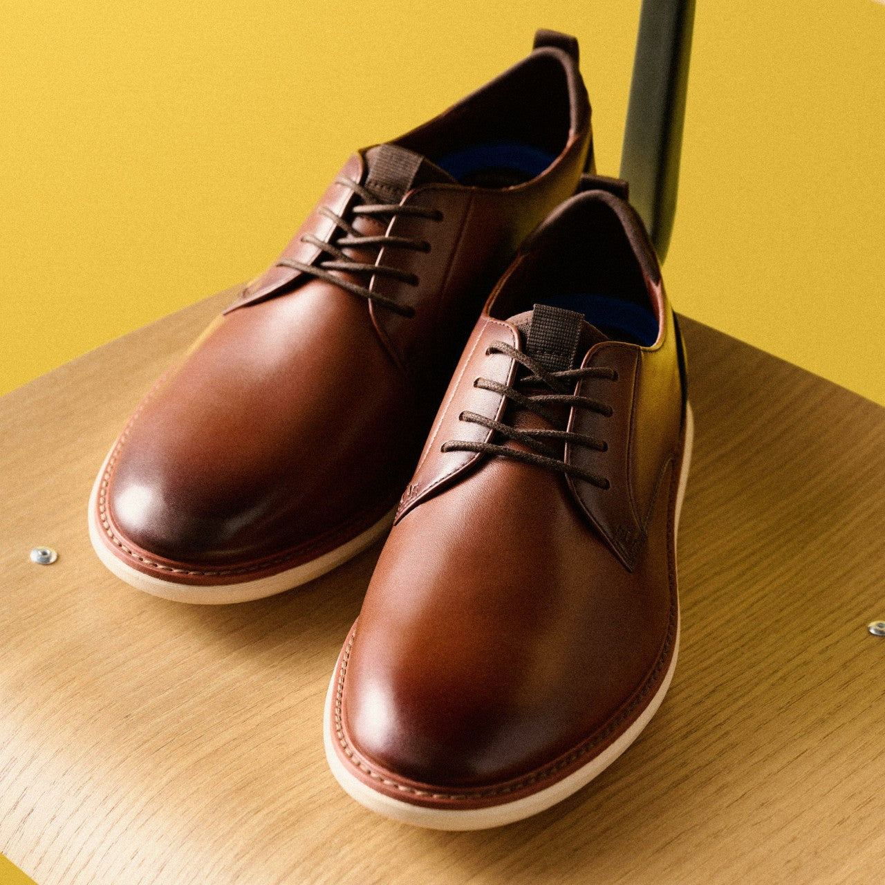 Brantin Plain Dark Tan Leather | Clarks online