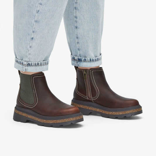 Hencroft Step Waterproof Brown Leather | Clarks for sale