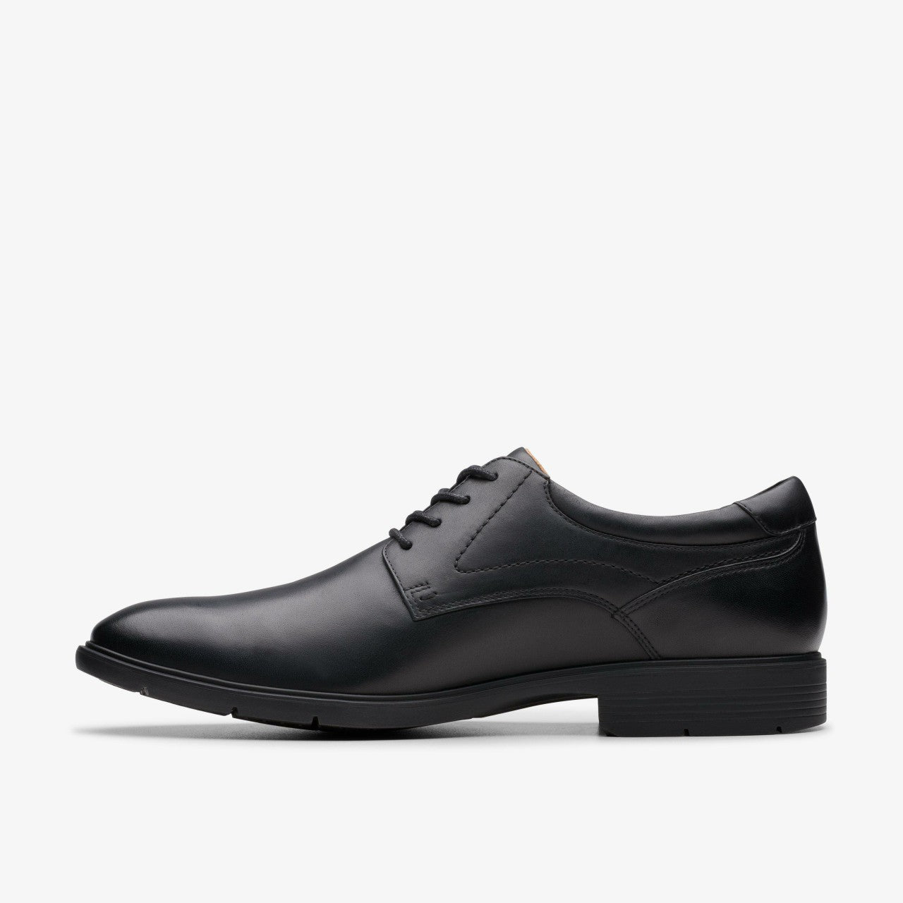Eldredge Plain Black Leather | Clarks Sale