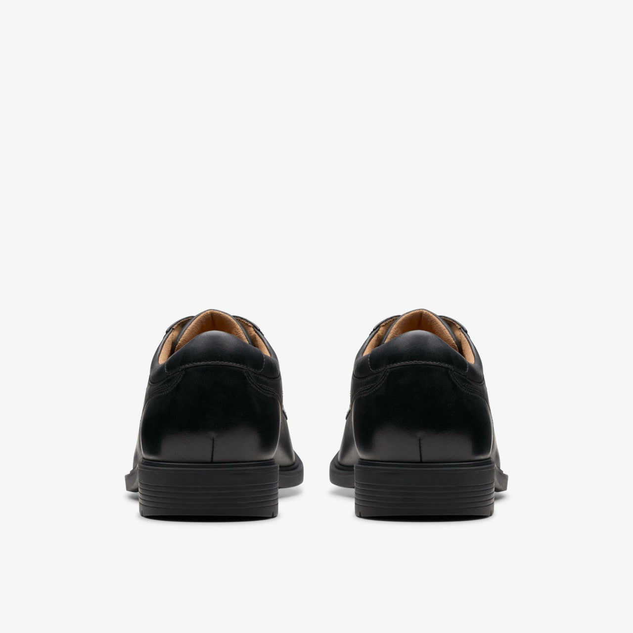 Eldredge Plain Black Leather | Clarks Sale