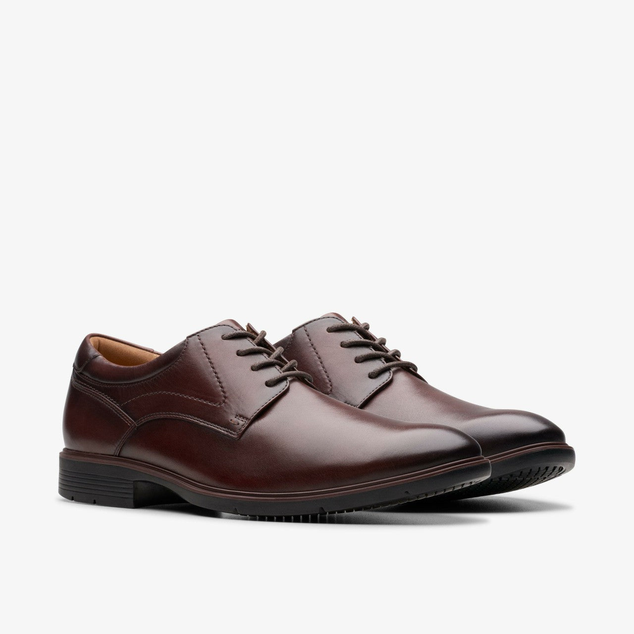 Eldredge Plain Dark Brown Leather | Clarks for sale