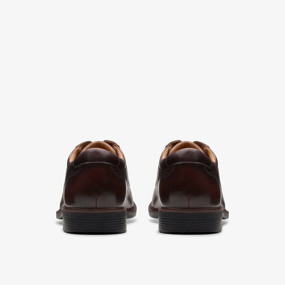 Eldredge Plain Dark Brown Leather | Clarks for sale