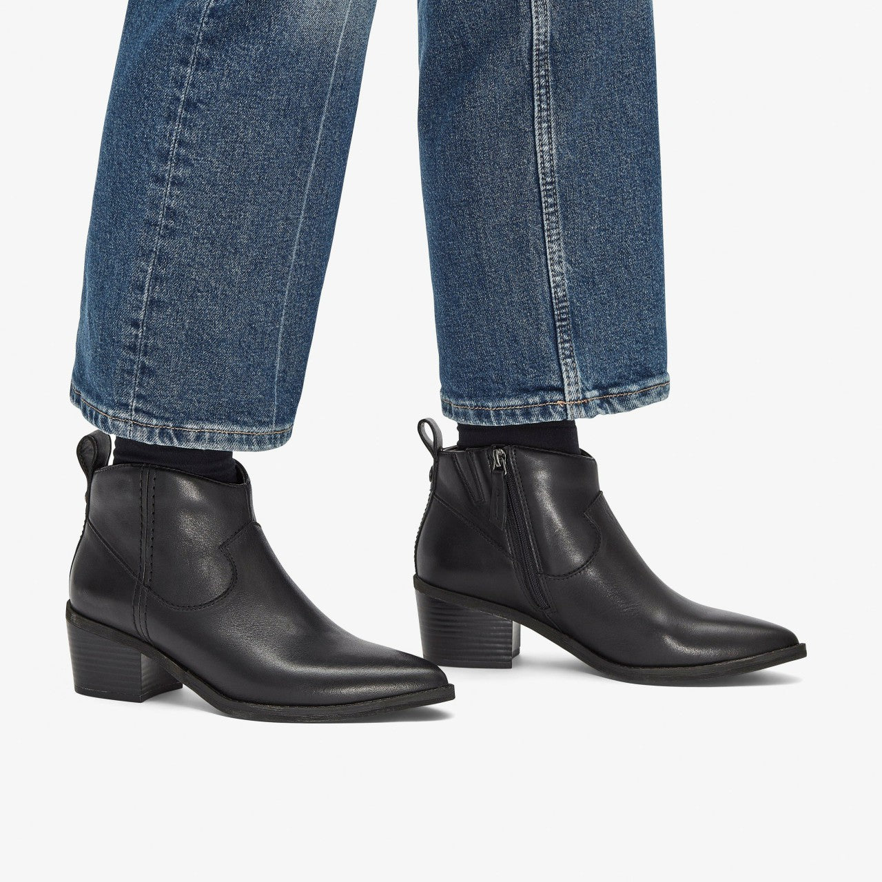 Morzine Sky Ankle Boot Black Leather | Clarks online