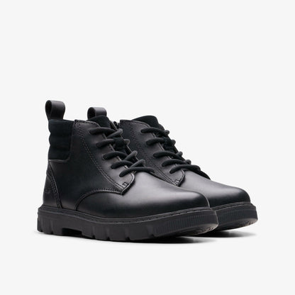 Lorcam Trail Kid Black Leather | Clarks on Sale