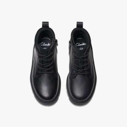 Lorcam Trail Kid Black Leather | Clarks on Sale