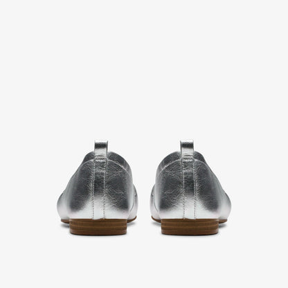 Fawna Soft Silver Metallic | Clarks outlet