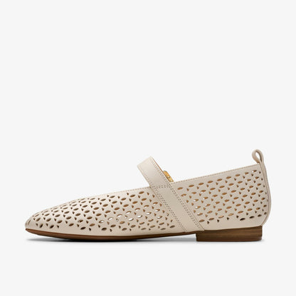 Fawna Jane Cream Leather | Clarks for sale