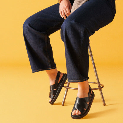 Aristella Sun Black Leather | Clarks for sale