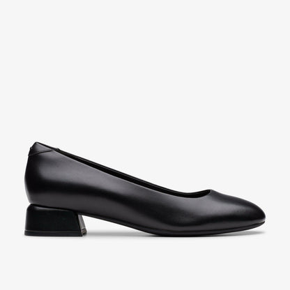Daiss 30 Step Black Leather | Clarks discount