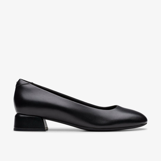 Daiss 30 Step Black Leather | Clarks discount