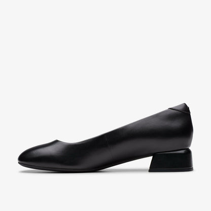 Daiss 30 Step Black Leather | Clarks discount