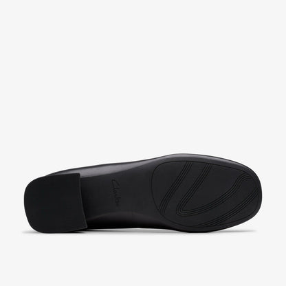 Daiss 30 Step Black Leather | Clarks discount