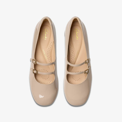 Daiss 30 Shine Sand Patent | Clarks online