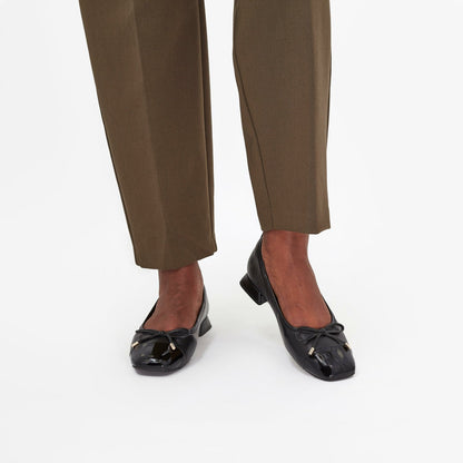 Ubree 15 Poppy Black Combination Leather | Clarks on Sale