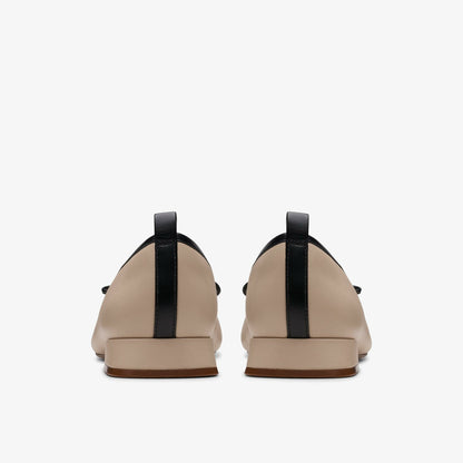Ubree 15 Poppy Sand Combination | Clarks Sale