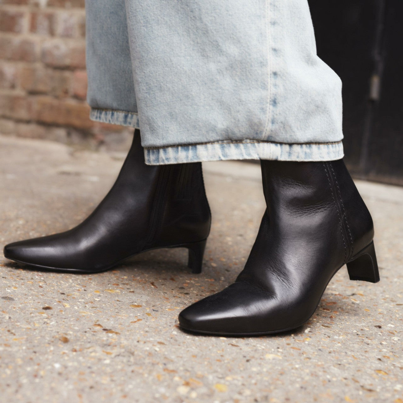 Edina Up Black Leather | Clarks online