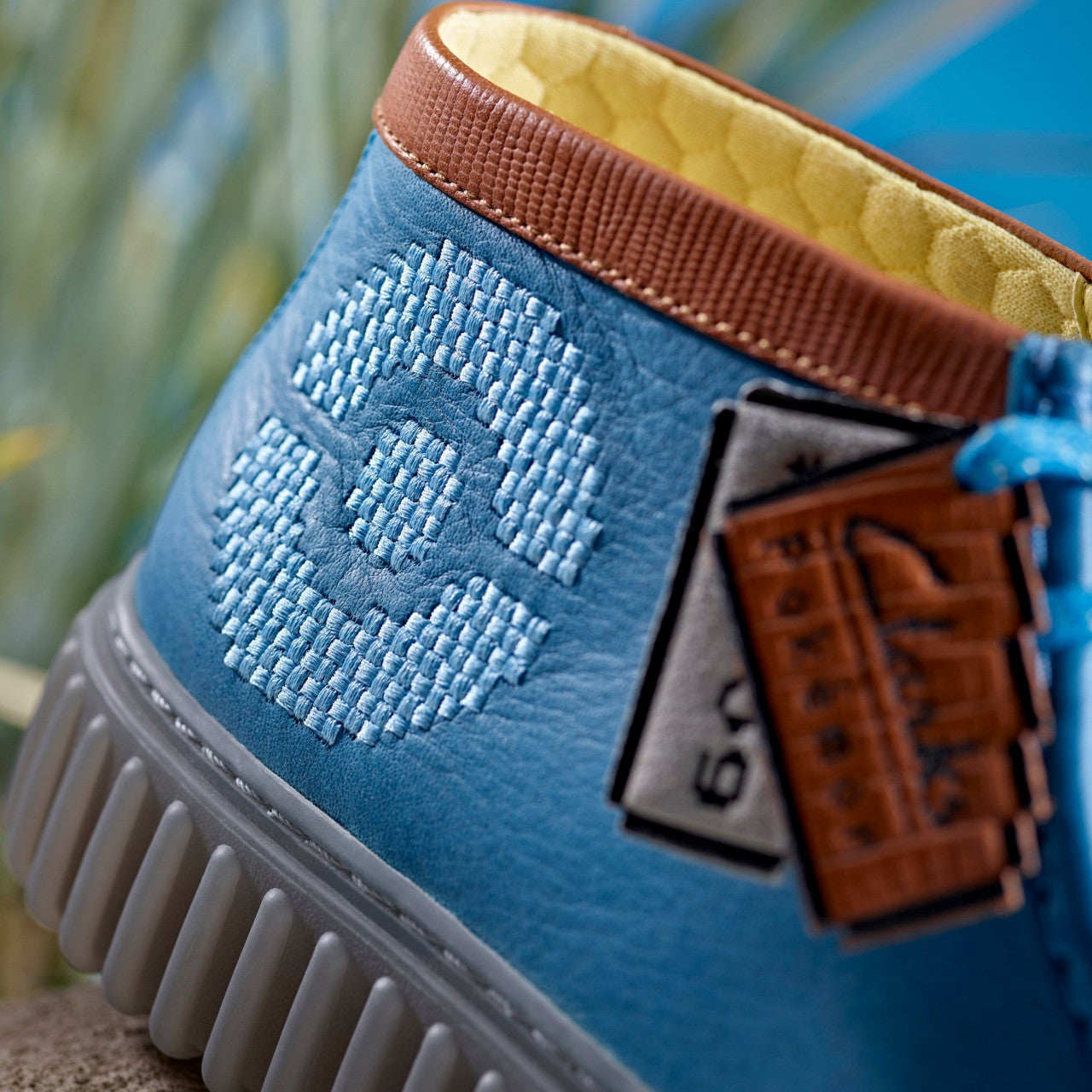 Torhill Explore Blue Leather | Clarks on Sale