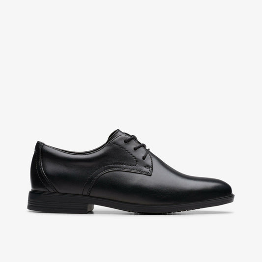 Jonwin Step Youth Black Leather | Clarks on Sale