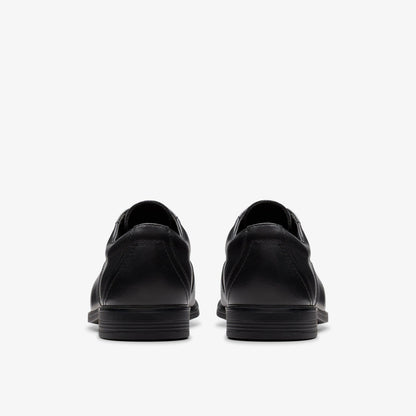 Jonwin Step Youth Black Leather | Clarks on Sale