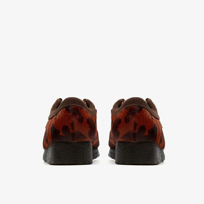 Wallabee Brown Cow Print | Clarks discount