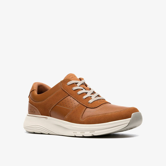 Motion Trek Go Tan Combination | Clarks Sale